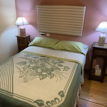 Pension Trescasas 3*