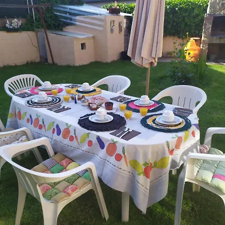 Pension Trescasas 3*