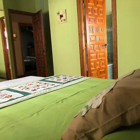 Pension Trescasas 3*